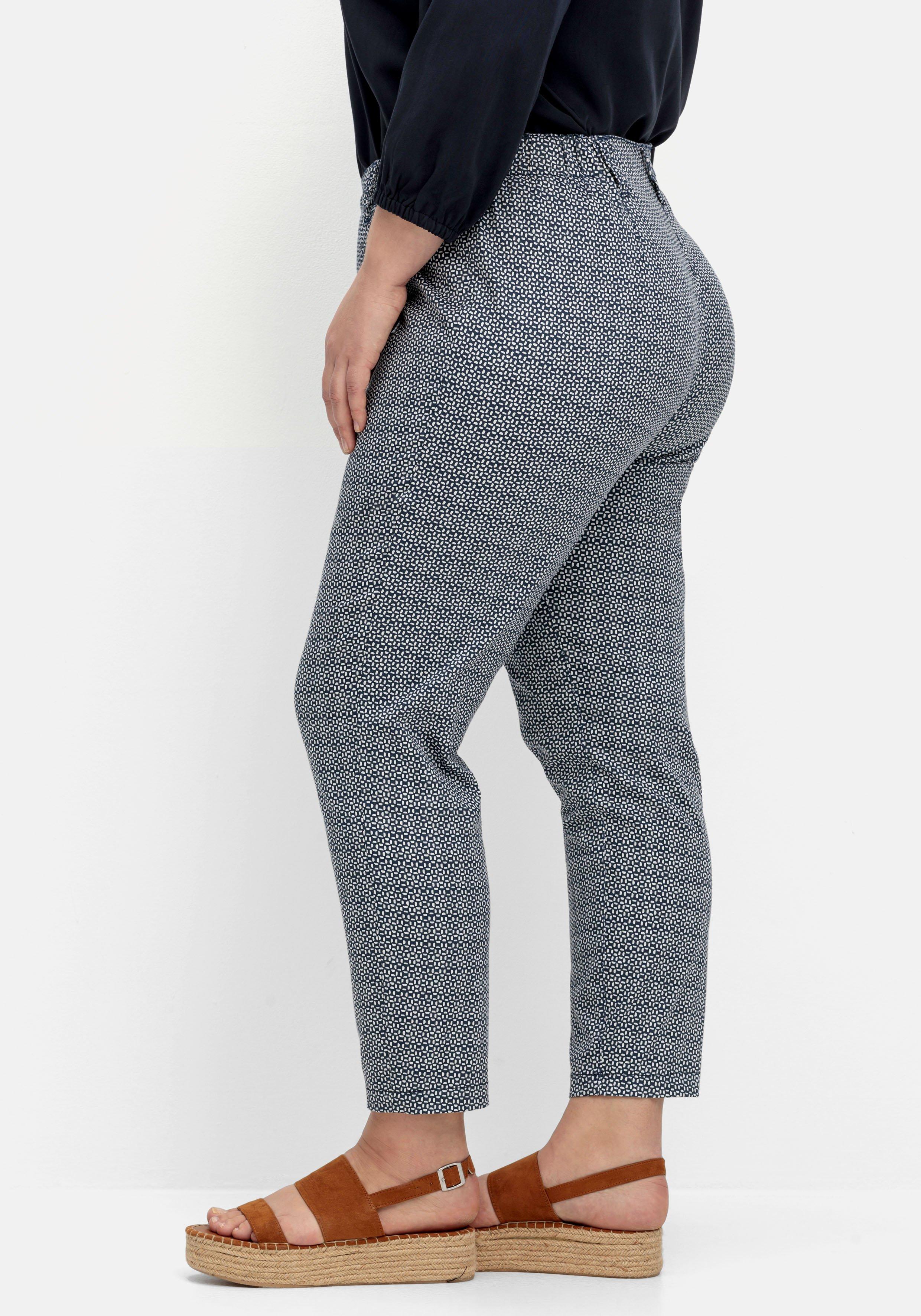 Schmale Hose mit Minimalprint und Gummibund