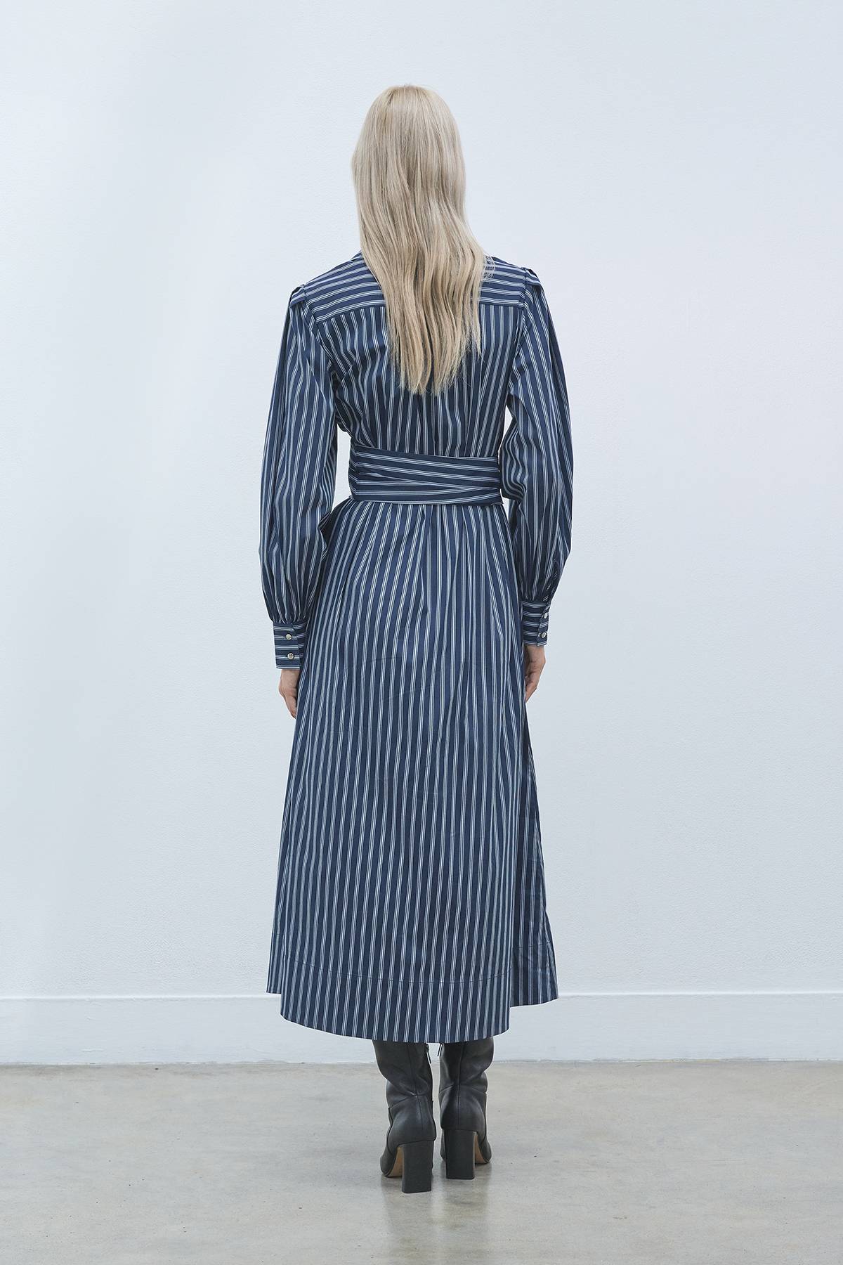 KarenMillen Robe Chemise Rayée en Popeline de Coton à Manches Bouffantes et Détail Portefeuille
