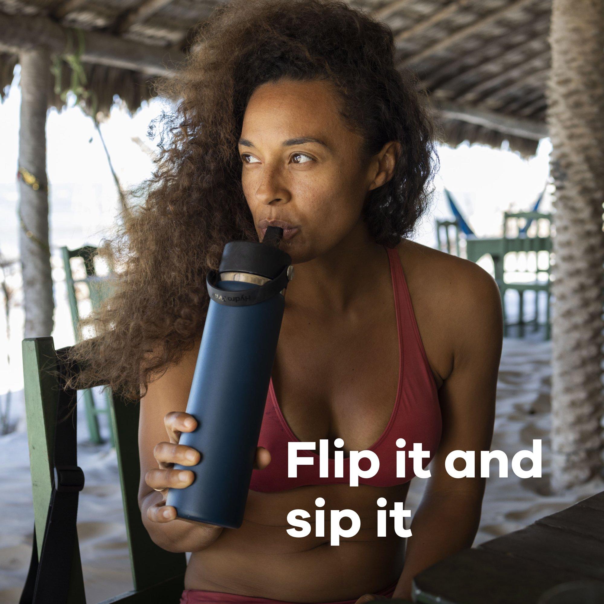 Hydro Flask Wide Mouth Water Bottle 946 ml (32 oz) with Flex Straw Cap