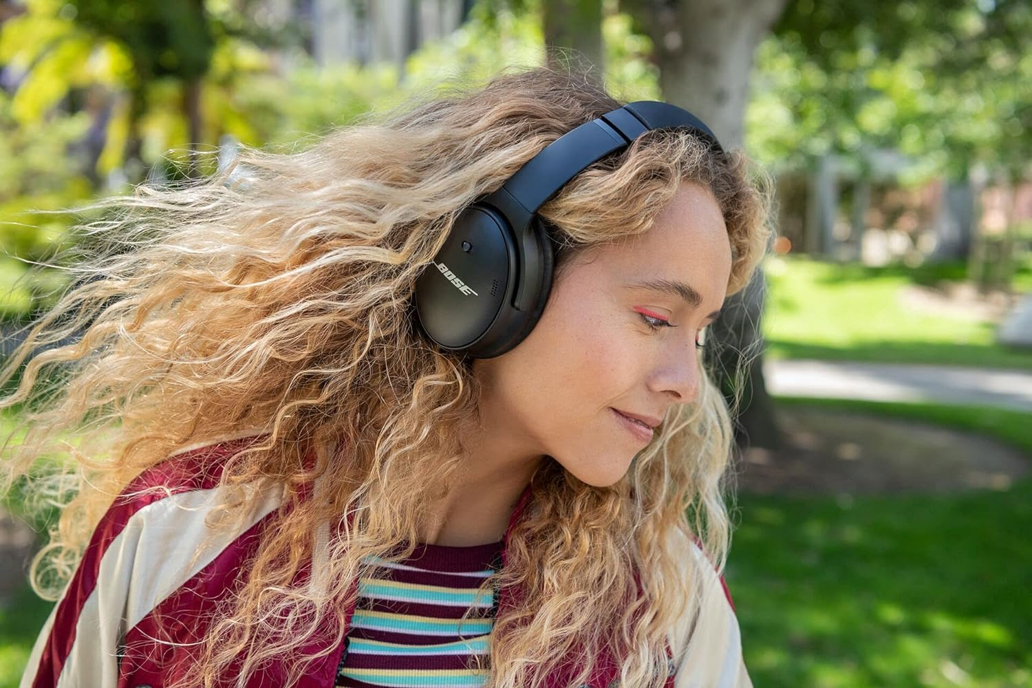QuietComfort SE ANC Wireless Bluetooth Kopfhörer Over-Ear Headset Active Noise Cancelling (866724-0500) - Schwarz