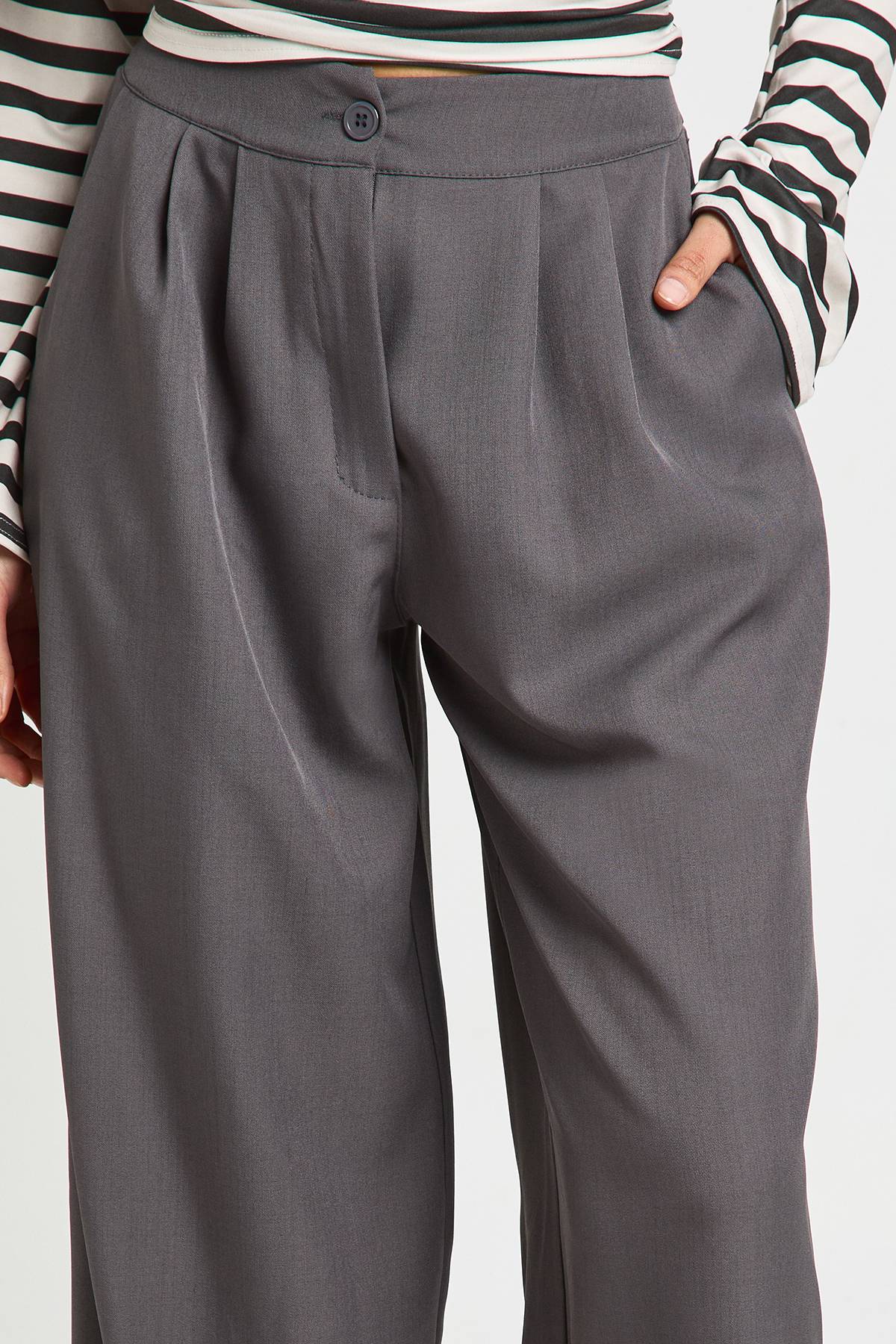 boohoo Pantalon Taille Haute Plissé À Jambes Larges Tissé Coupe Tall