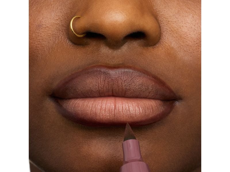 essence Lip Liner Line n' Stain! Tattoo 03 Make A Mauve Langanhaltender flüssiger Lipliner in dunklem Mauve