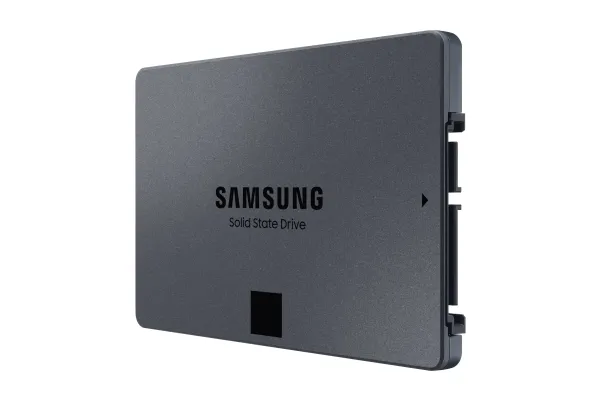 Samsung 870 QVO MZ-77Q8T0BW - SSD - krypteret - 8 TB - intern - 2.5