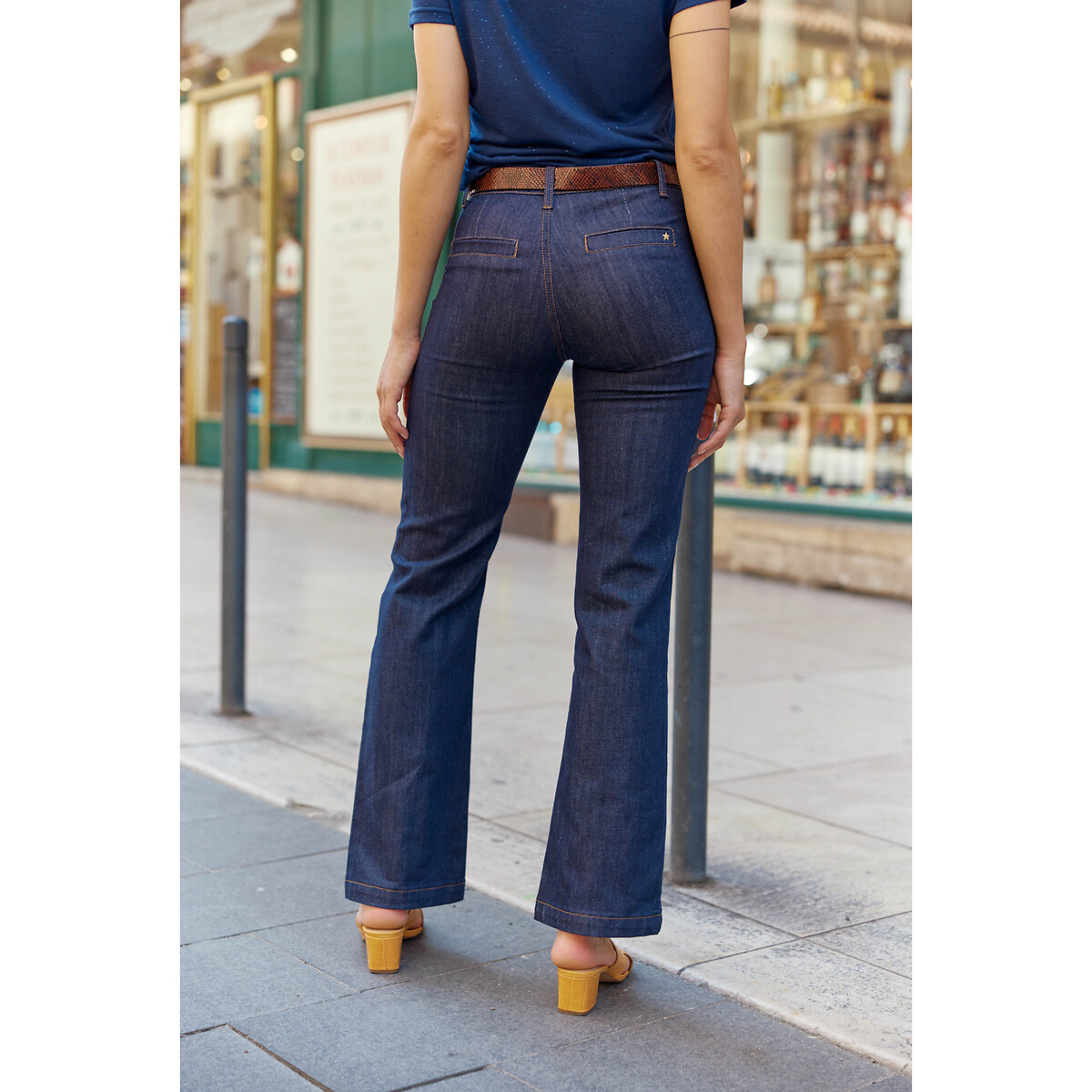 LA PETITE ETOILE<br>Calça jeans bootcut em denim SONNY
