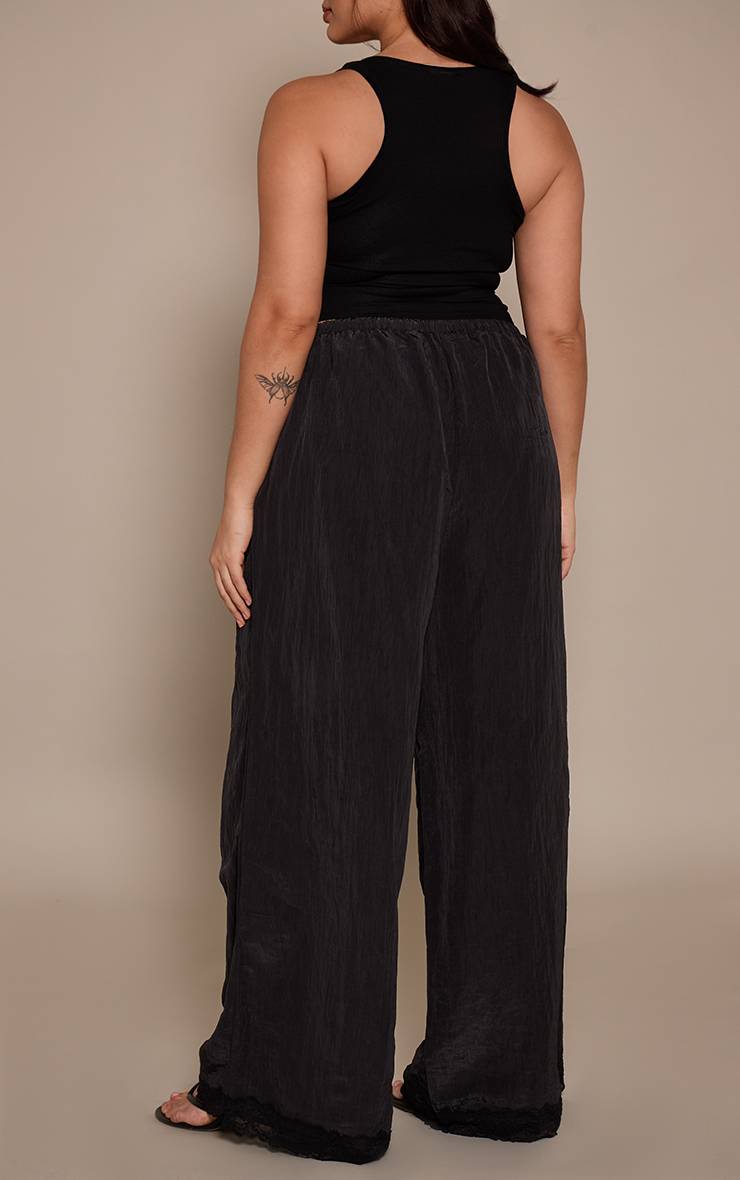 Noir Pantalon Grande Taille En Satin Texturé Avec Bordure En Dentelle