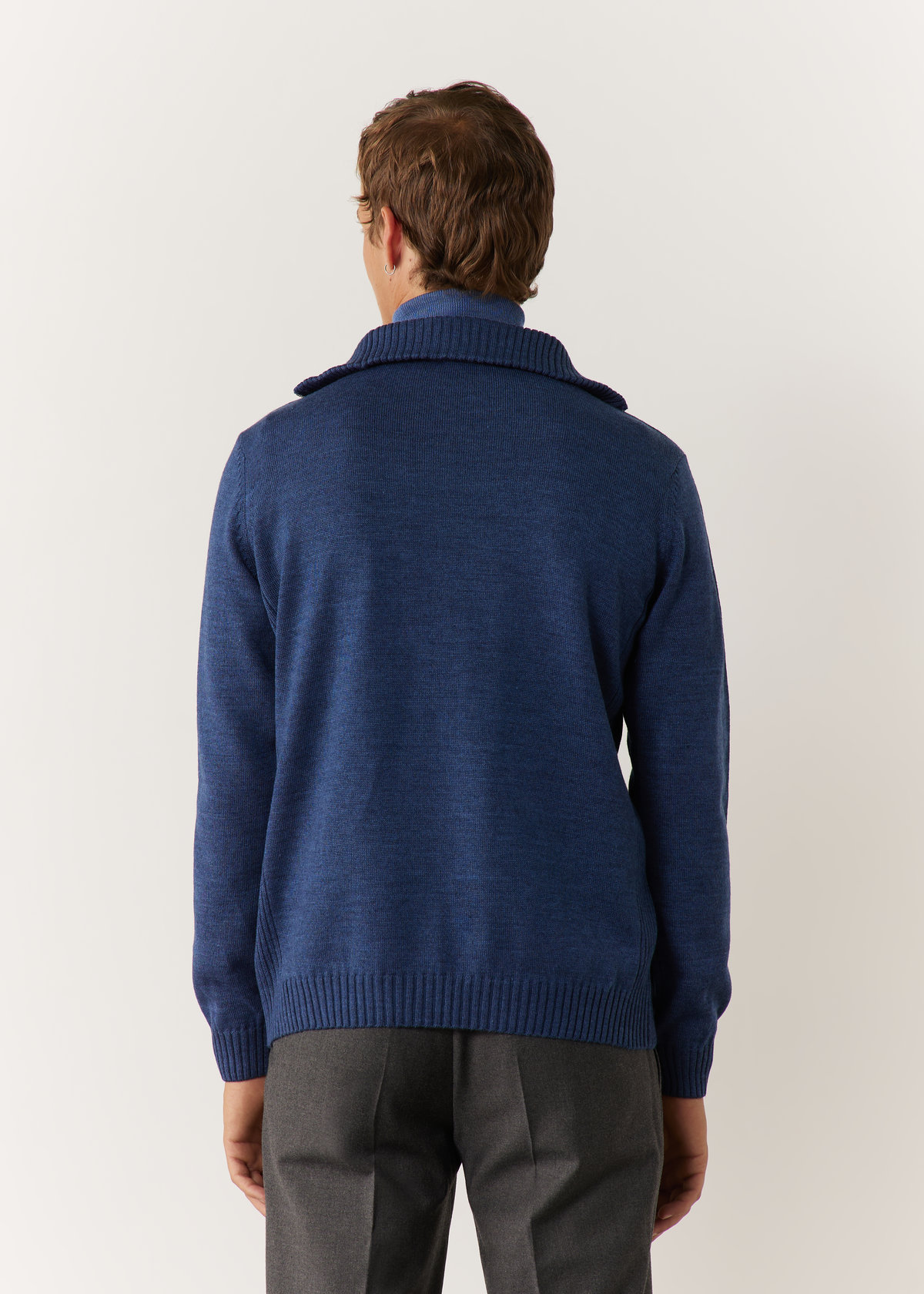 Pull col zippé en laine Mérinos mélangée unie bleu jeans