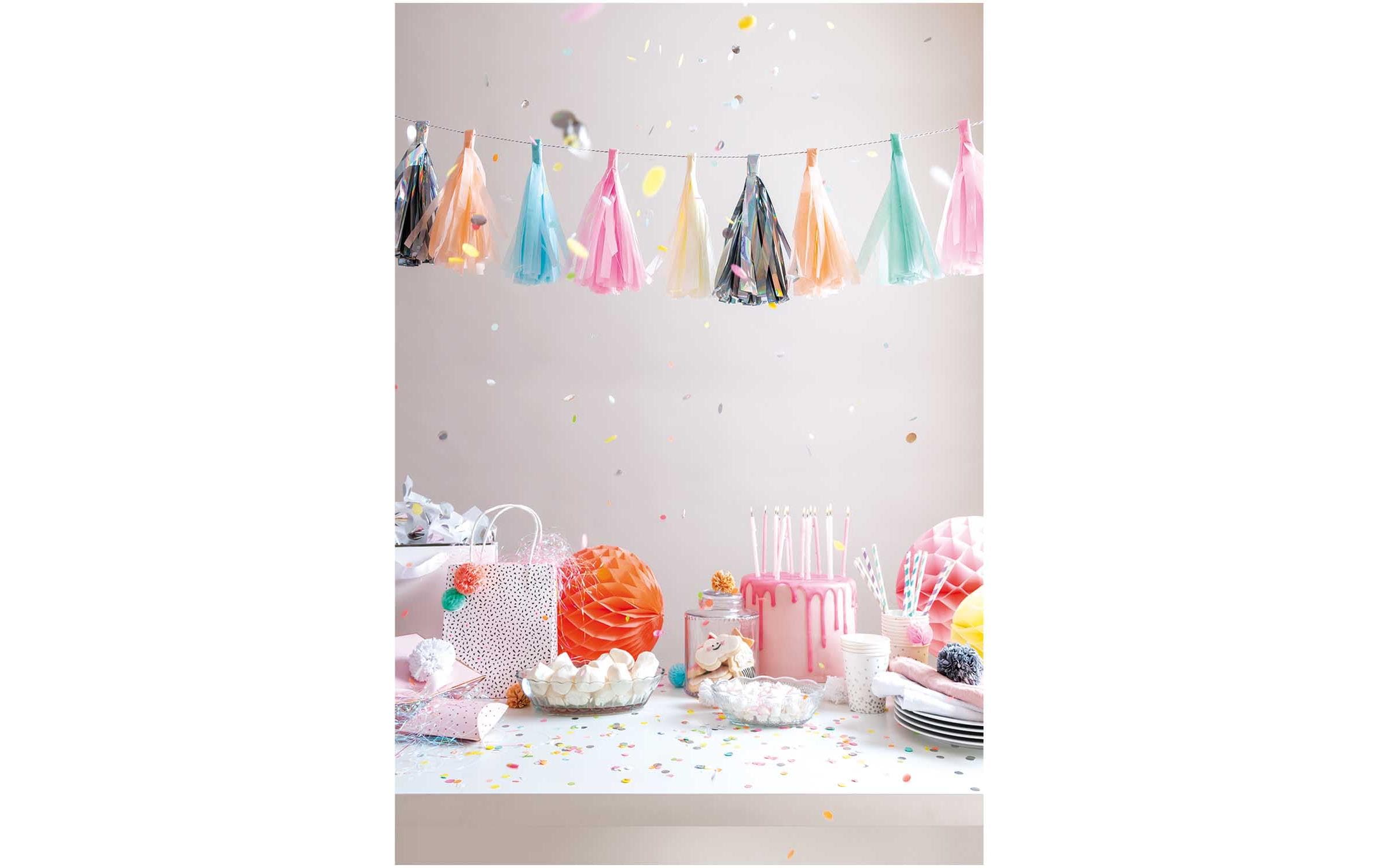 Girlande Quasten 2 m, MehrfarbigDekoaccessoire für Ihre nächste Party von Rico Design