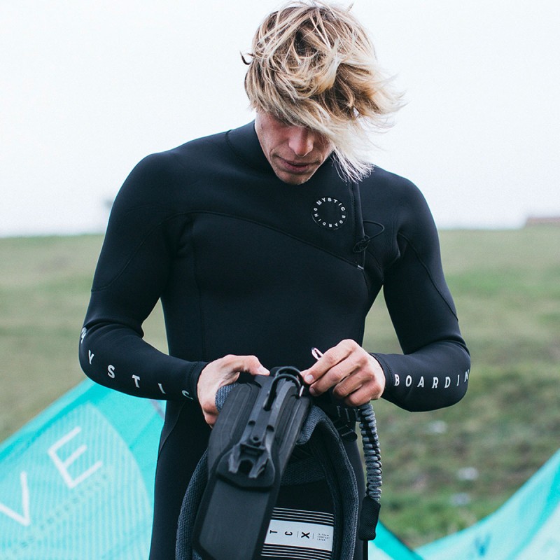 Boucle Mystic Stealth Bar Kite 2022 - The Corner Shop