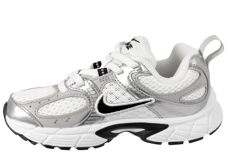 NIKE V5 RNR (PS) SNEAKERS I HVIDT TEKSTIL OG MESH
