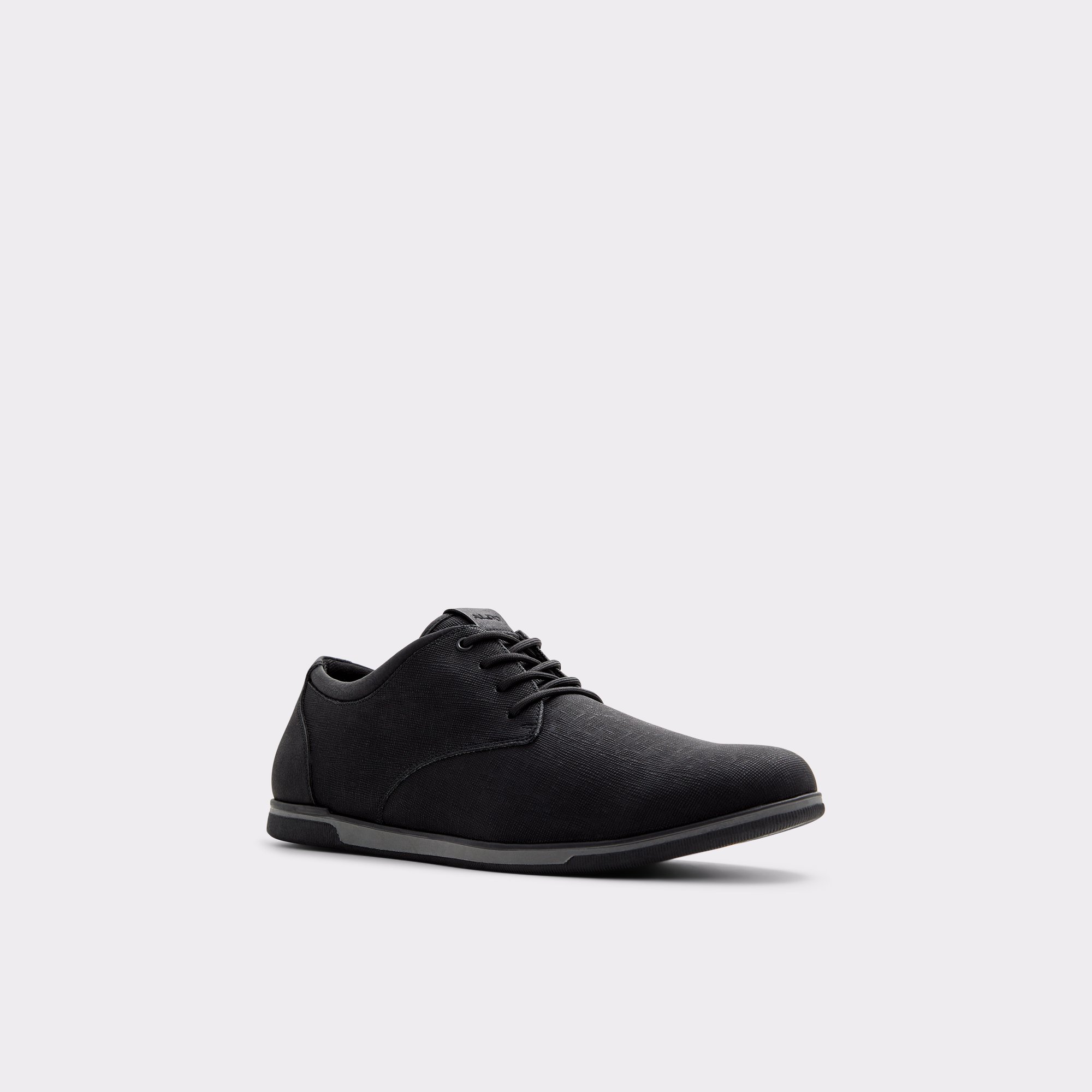 Heron Black Synthetic Embossed Men Low top