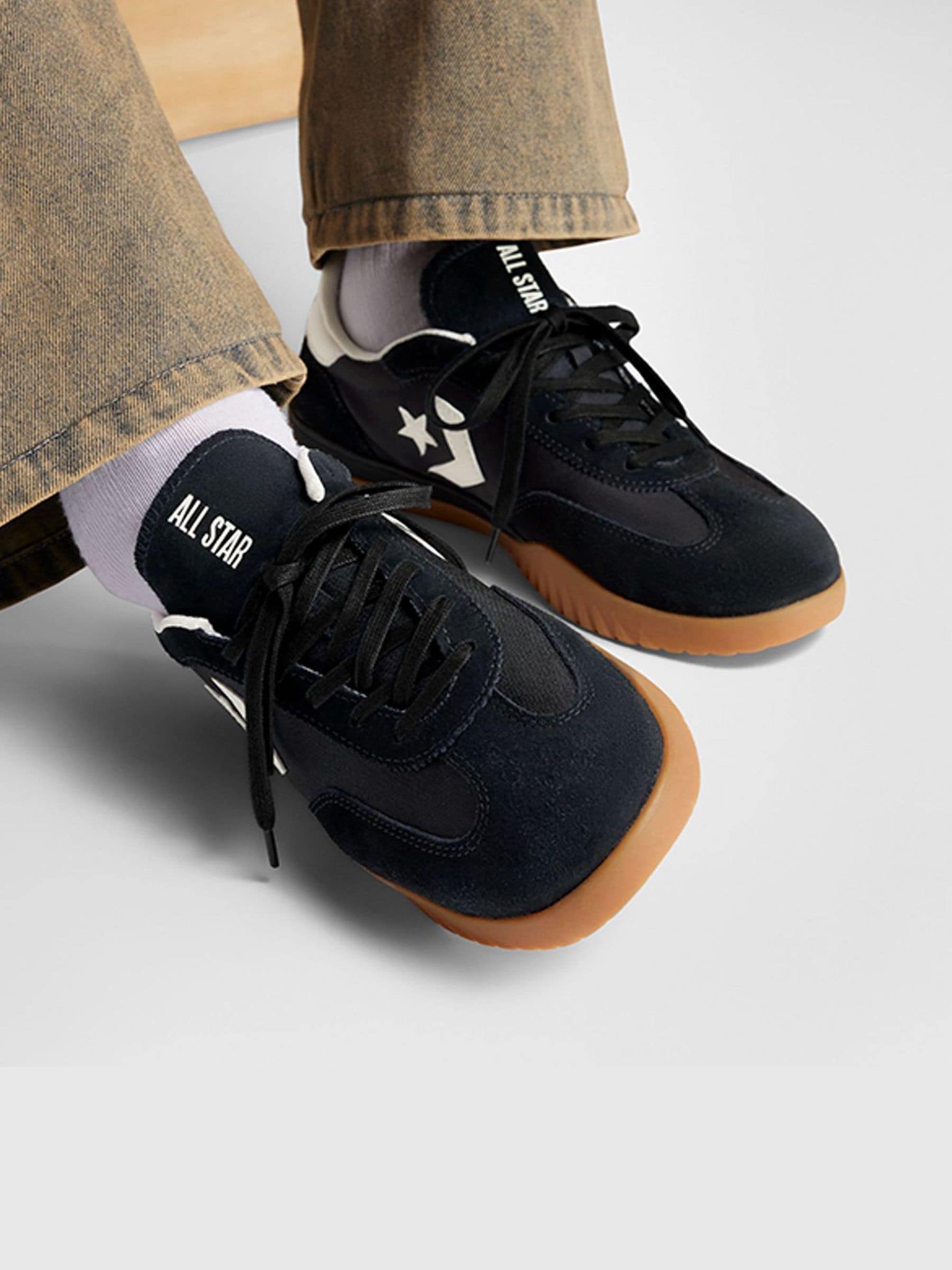 Zwart - Converse Run Star Low sneakers