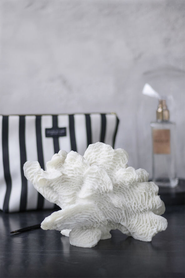Mette Ditmer Coral, large fan Hvid