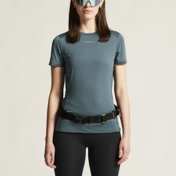 Craft Dame T-shirts Adv Essence SS Tee Blå