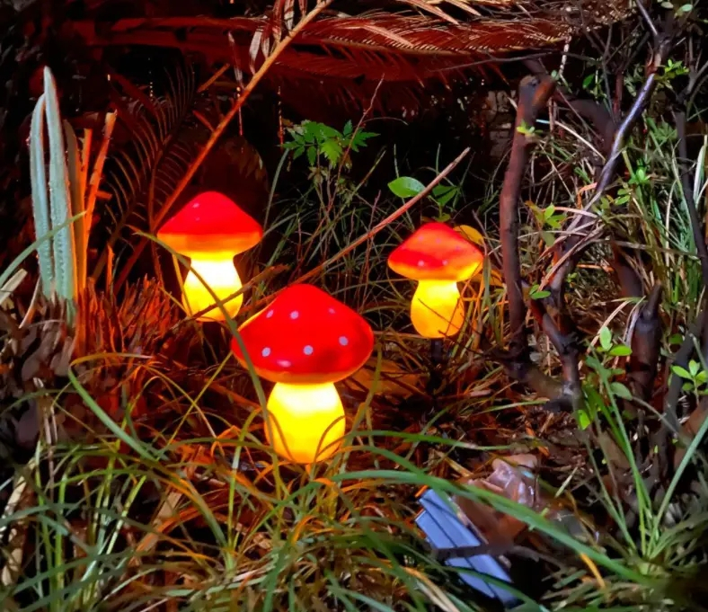 (3er Set) Solar Pilze LED Lampe Outdoor Deko Fliegenpilz Gartenleuchte - Rot / Gelb