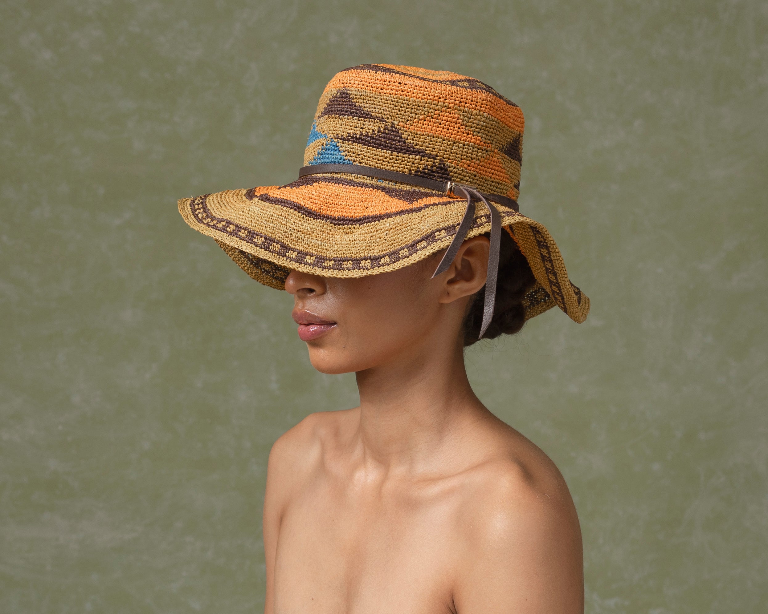 Bonnet au crochet à motif géométrique