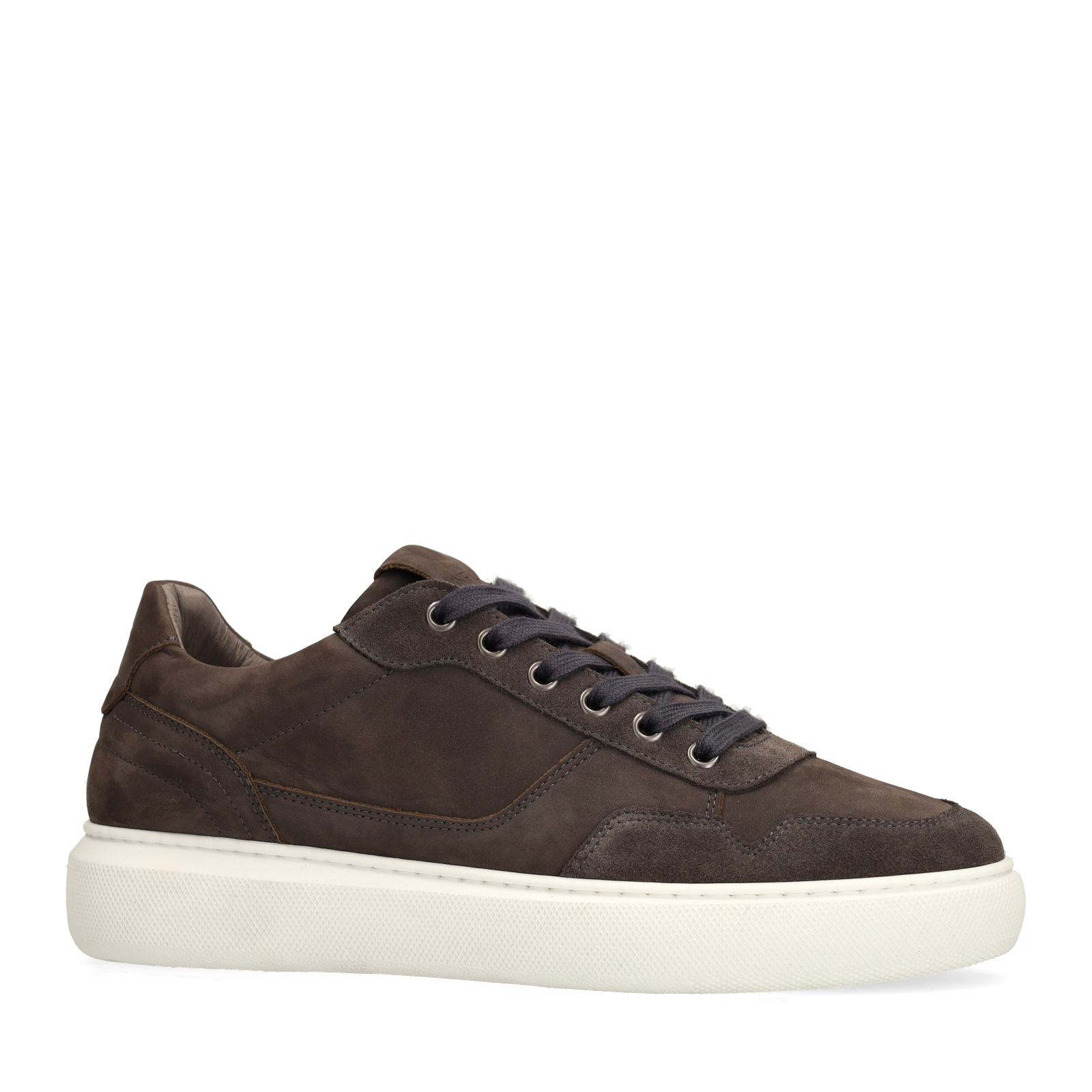 Grijze suède sneakers