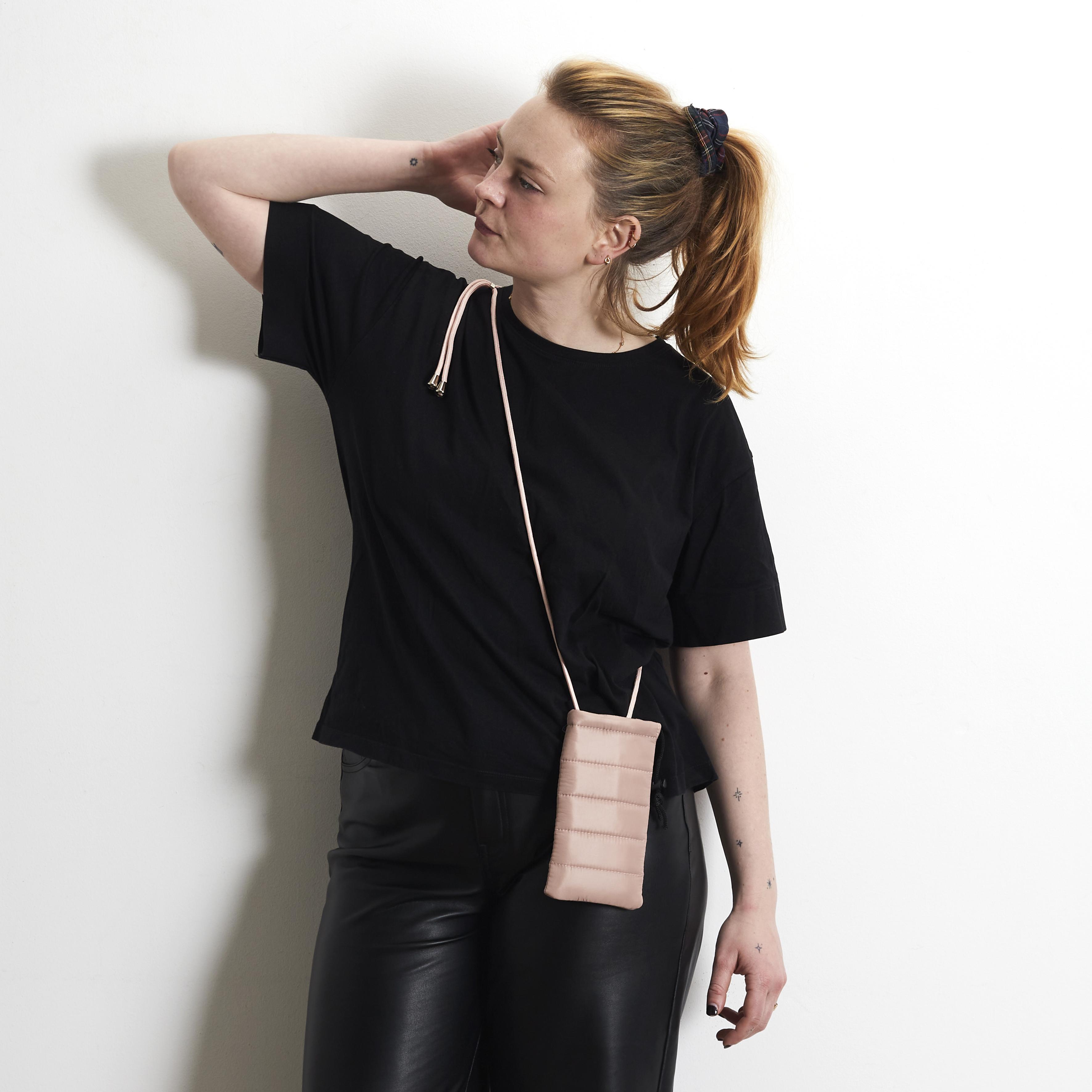 HOUSSE DOUDOUNE SMARTPHONE