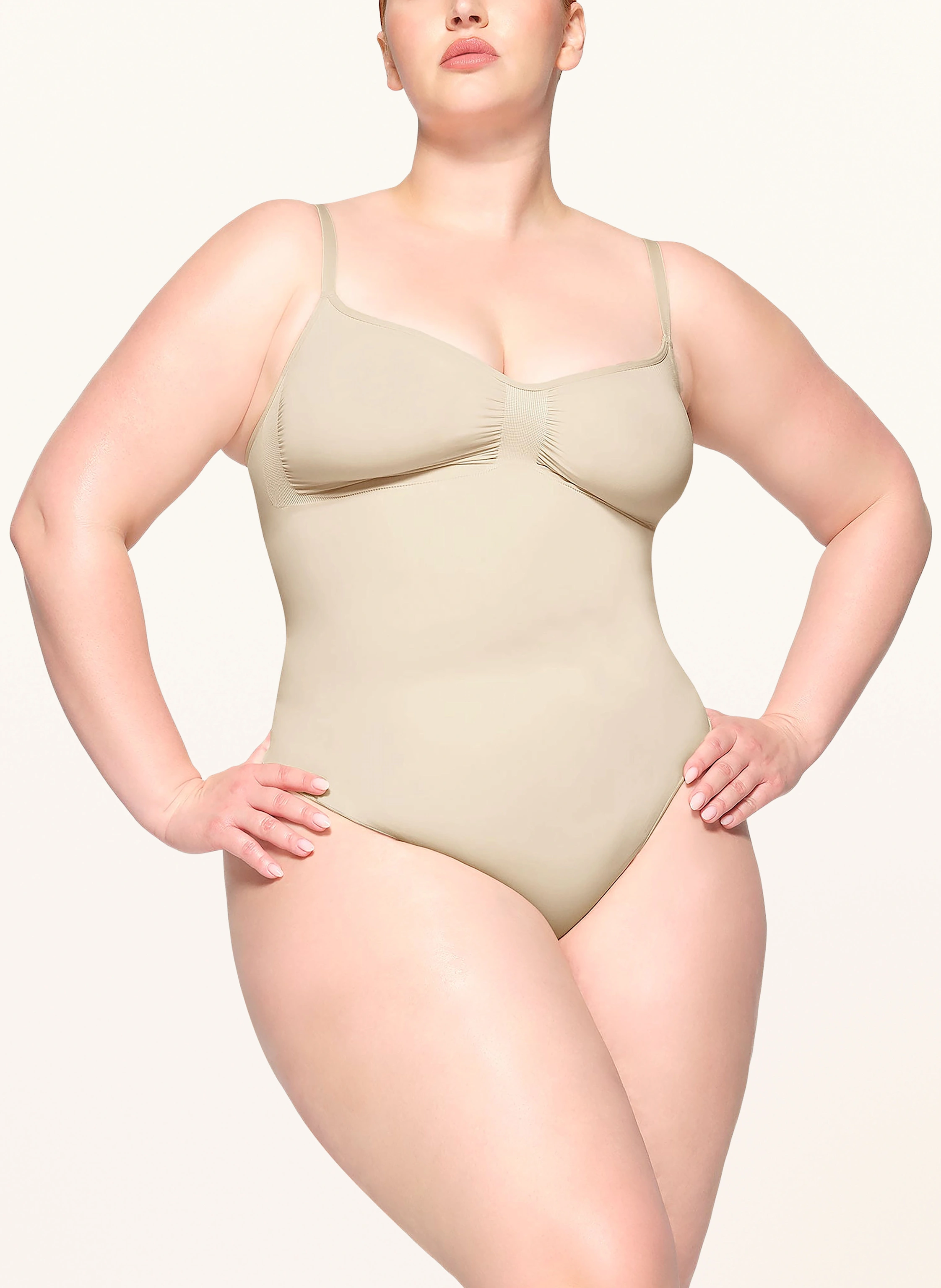 SKIMS Shape-Body SEAMLESS SCULPT