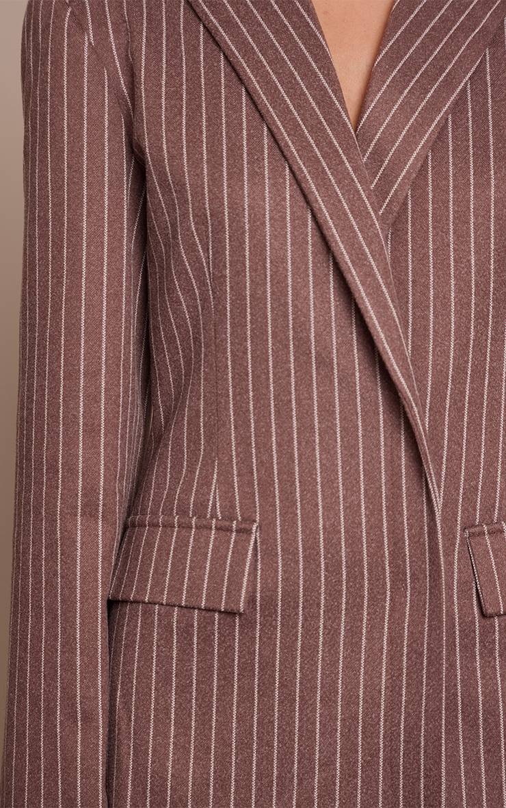 Chocolat Robe Blazer À Rayures Fines Et Manches Longues En Tissu Brossé