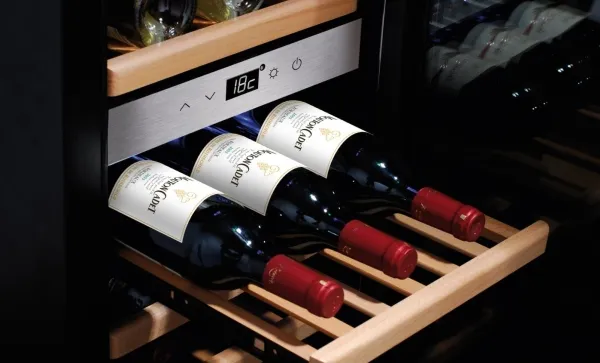 Caso WineComfort 38, Vin køleboks, Fritstående, 38 flaske(r), 60 W, G, Rustfrit stål