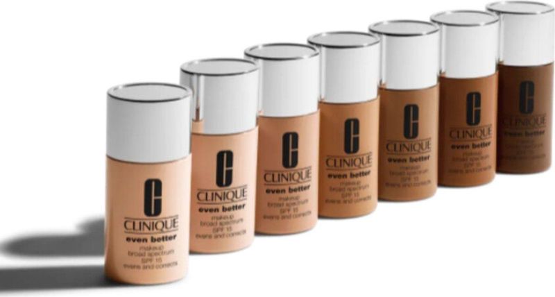 Clinique - Even Better Foundation - CN74 Beige - Met SPF 15
