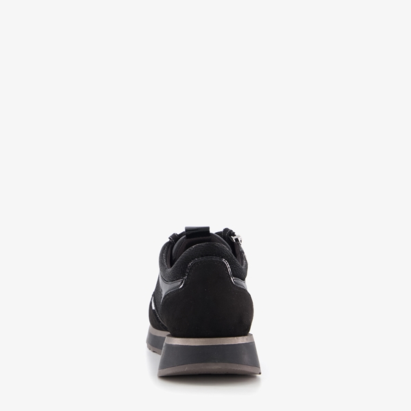 Tamaris dames sneakers zwart met lak detail