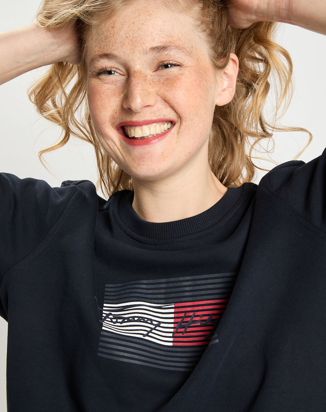 Tommy Hilfiger Sweat 100% Coton Bio  Flag bleu marine