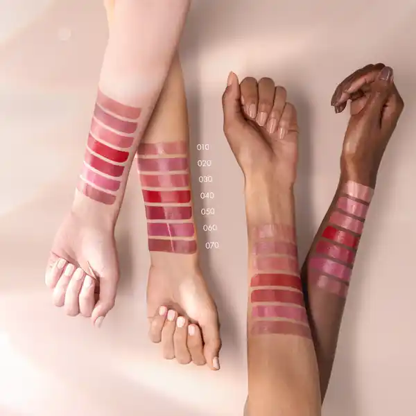 Shine Bomb Lip Lacquer 040 About Last Night