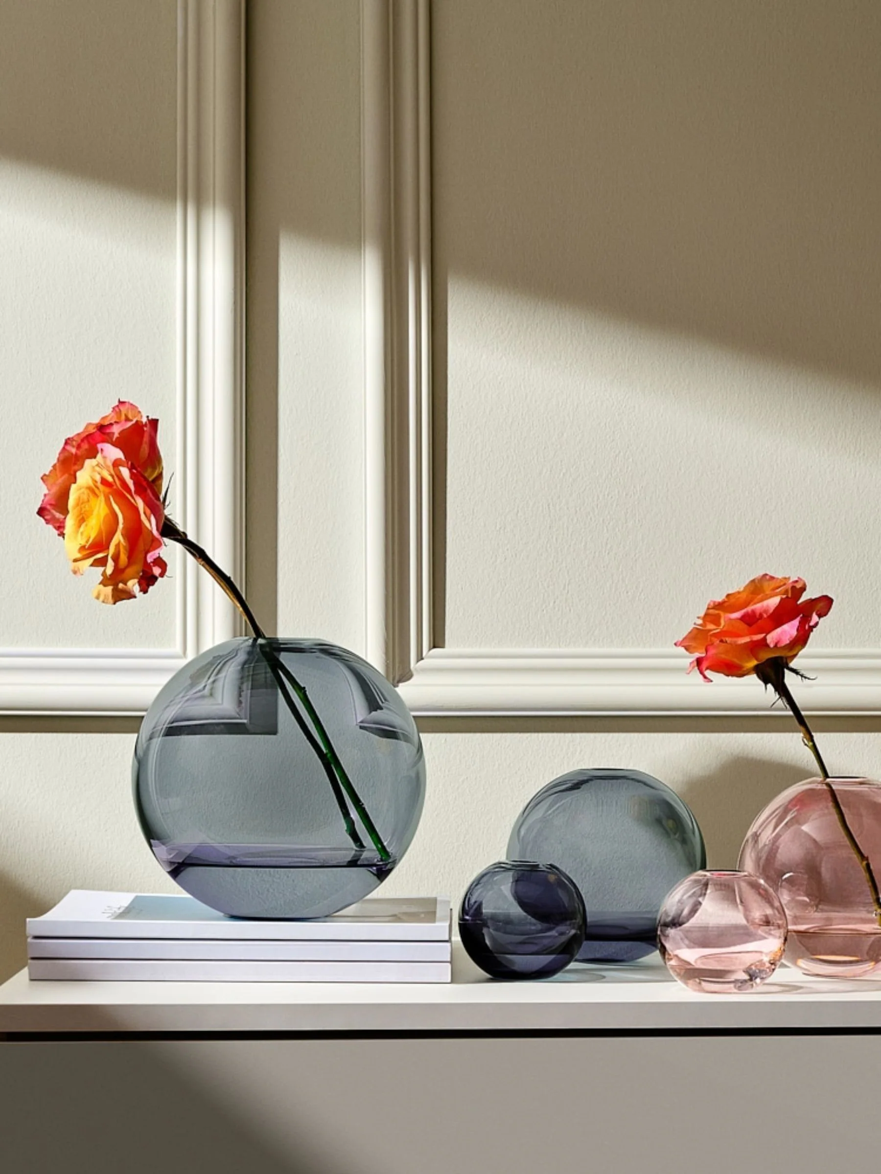 Nude Mars Medium Vase