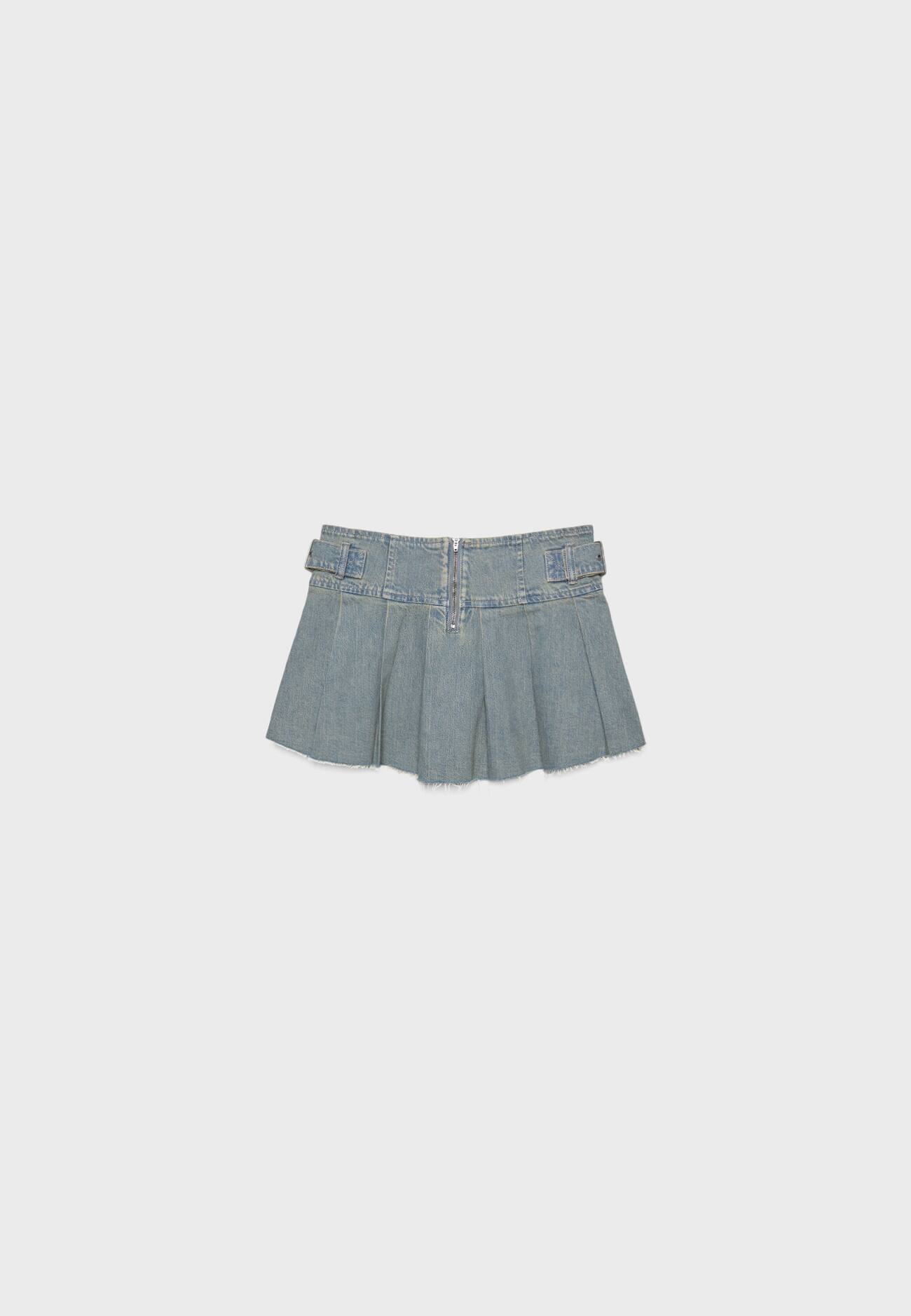 Minissaia jeans com pregas
