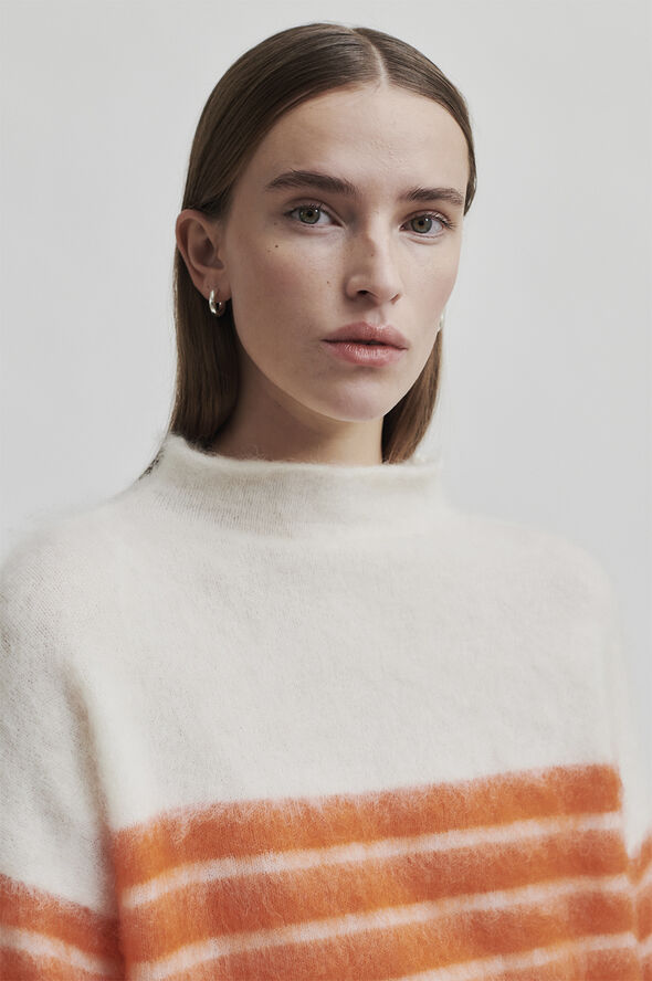 Second Female Juta Mohair Blend Knit T-Neck Pureed pumpkin