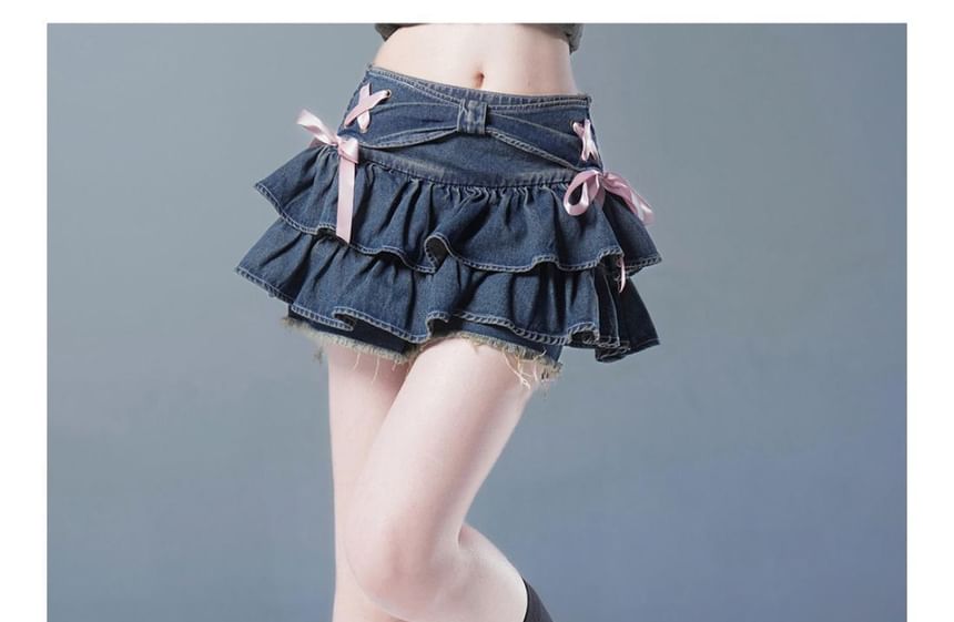 Rosesand - Laag uitgesneden denim rok met vetersluiting aan de zijkant