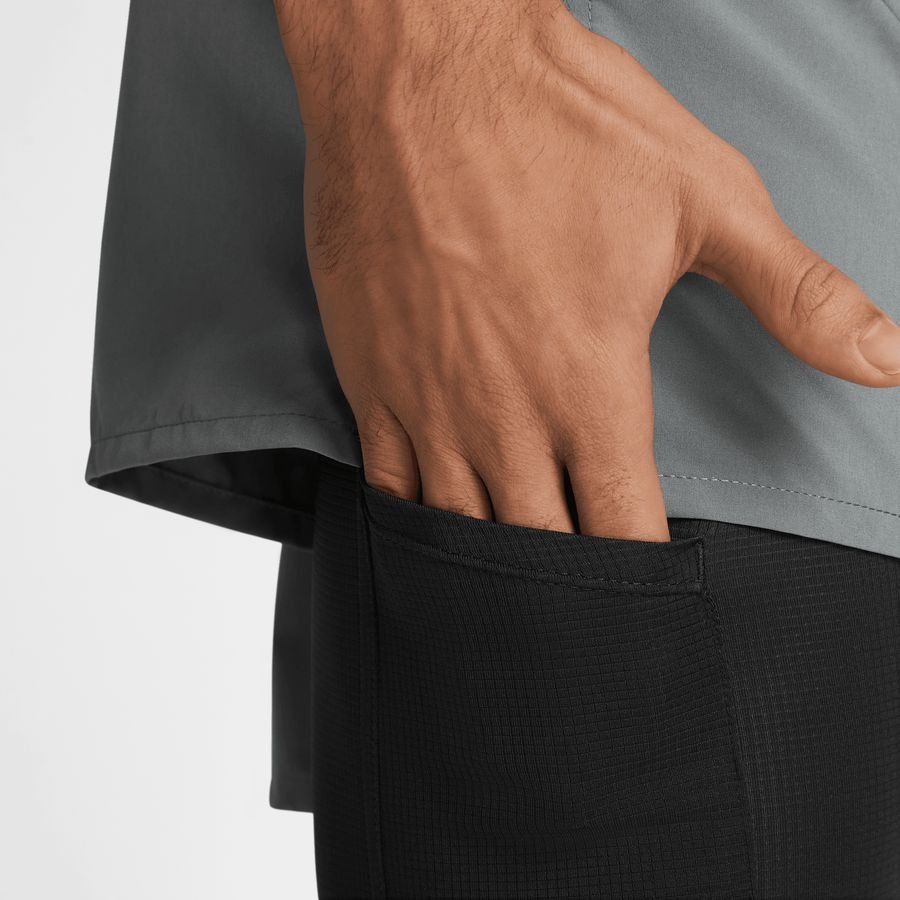 Nike Short d'Entraînement Dri-FIT Unlimited 9\