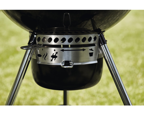 Weber Kettle E-5730 houtskoolbarbecue, Ø 57 cm, zwart, inclusief dekselthermometer, bodemrooster, stalen houtskoolrooster, gecoat stalen kookrooster, aluminium asopvanger, one-touch reinigingssysteem, brikettenmaatbeker