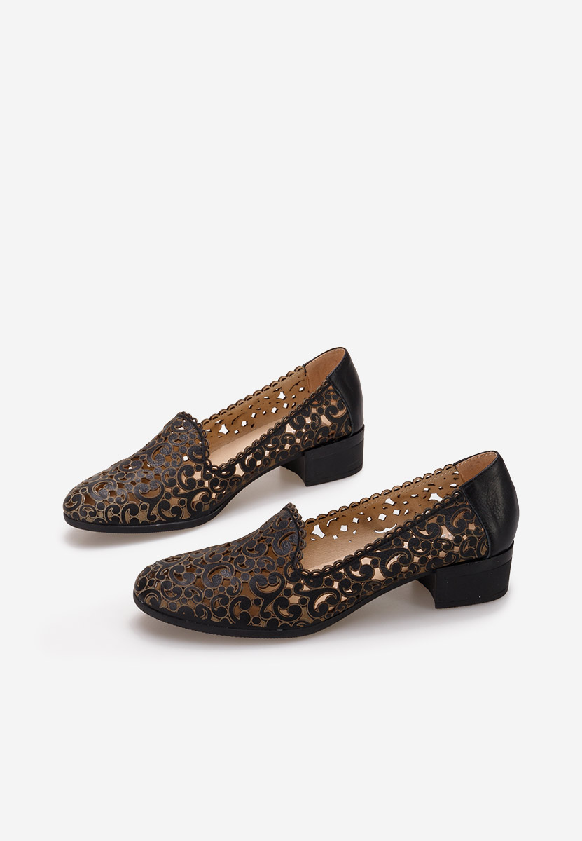 Chaussures femme en cuir noirs Malva
