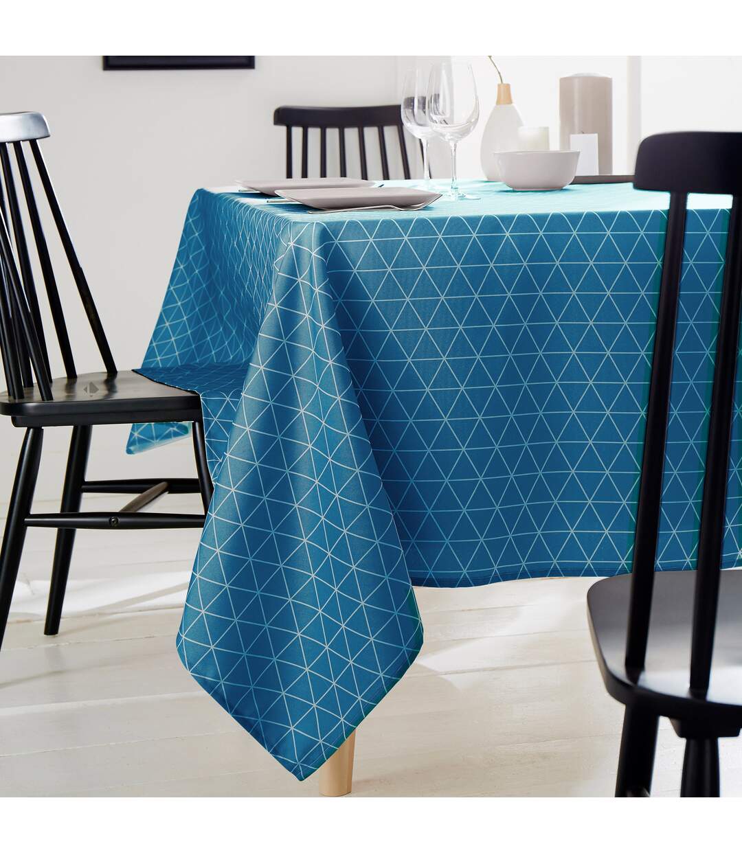 Nappe rectangle 150x350 cm imprimée 100% polyester PACO géométrique vert thym