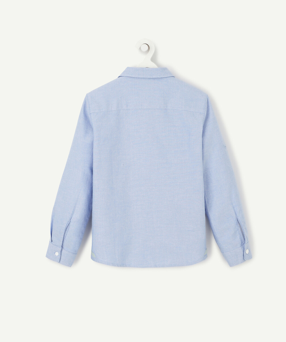 LA CHEMISE BLEUE AVEC CRAVATE MARINE DÉTACHABLE