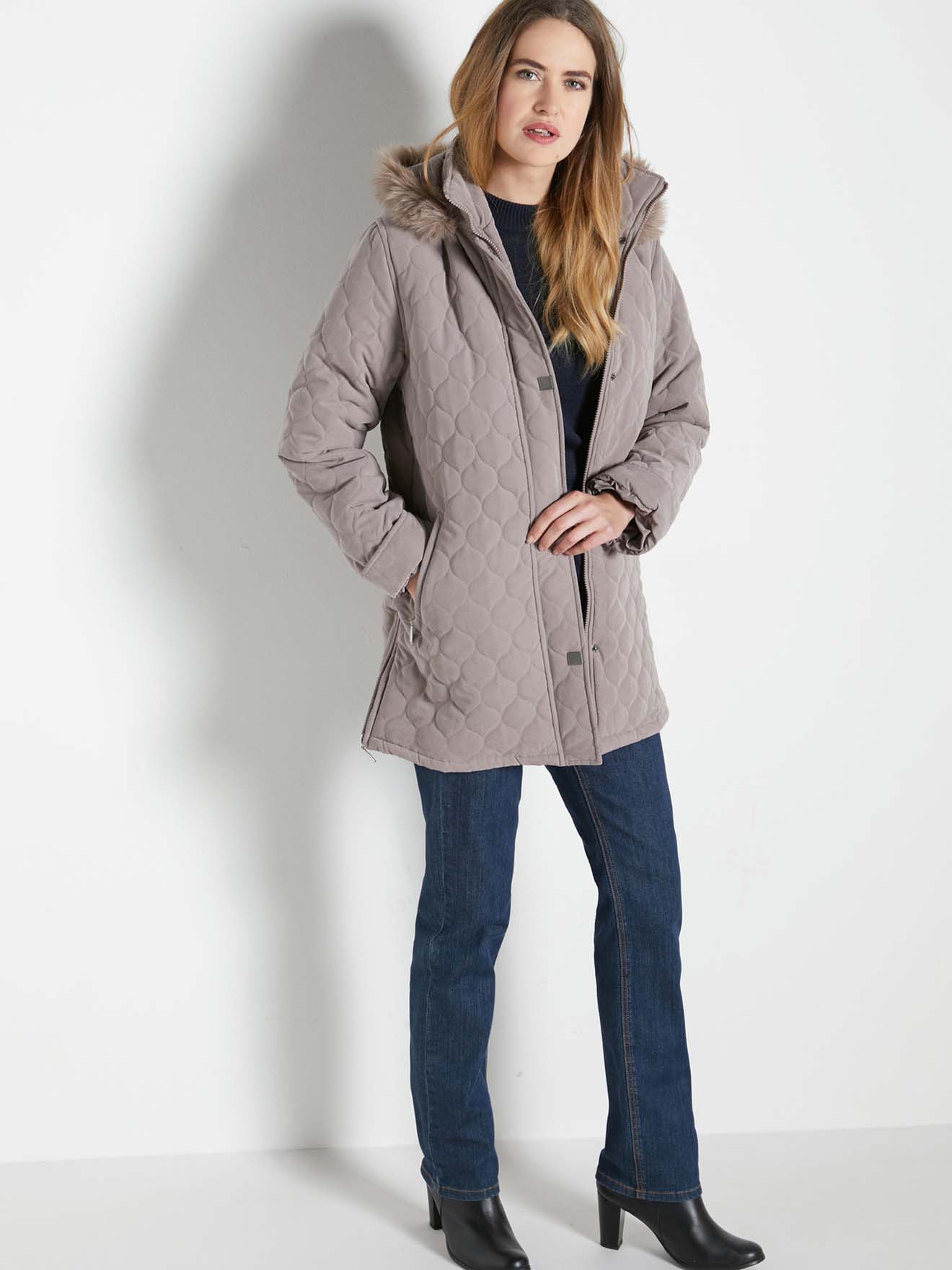 Parka matelassée courte en microfibre