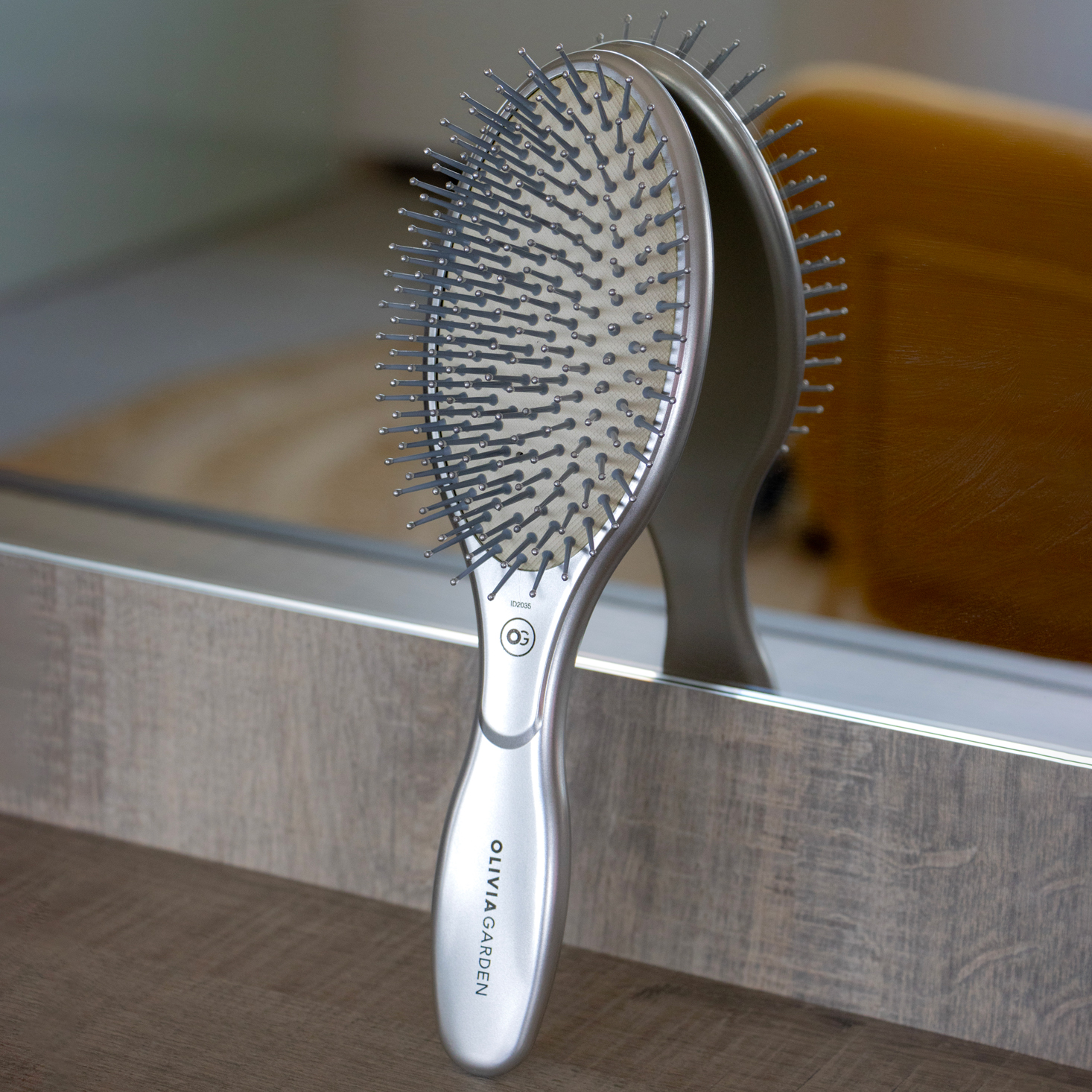 Brosse pneumatique Expert Care Oval Nylon Silver Olivia Garden