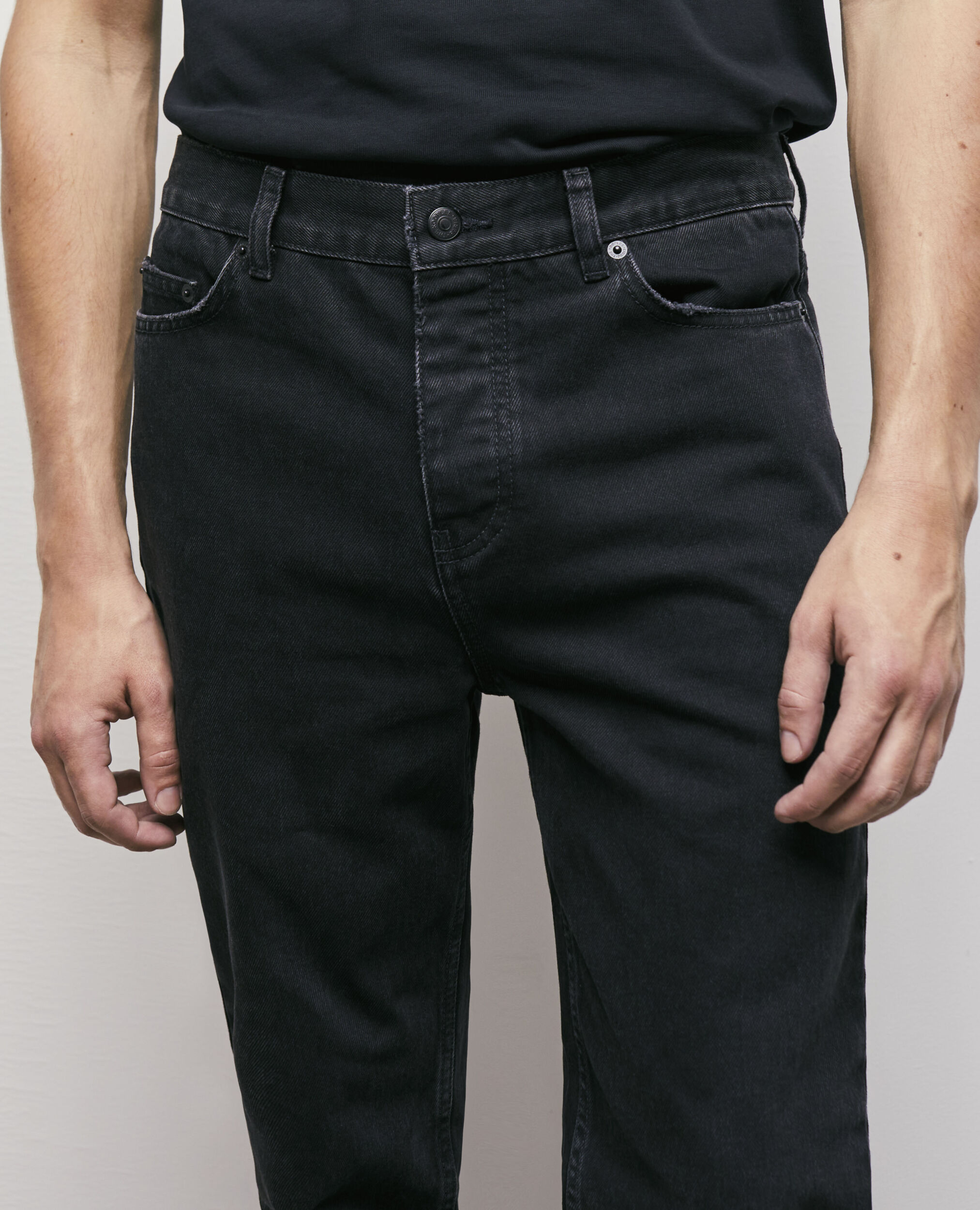 Jean droit noir
