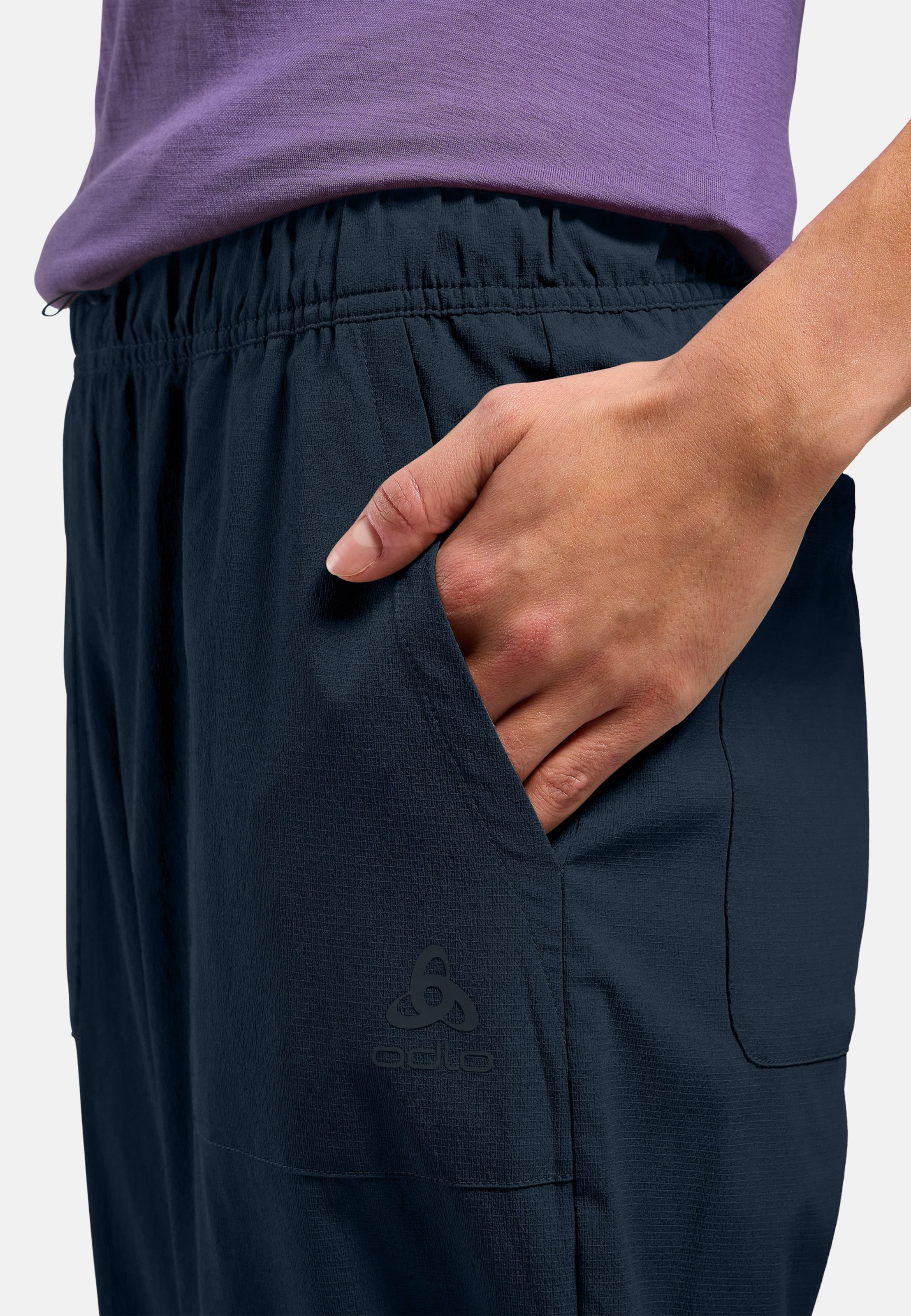 Ultraleichte Ascent 7/8-Ripstop-Hose mit schmal zulaufendem Bein in dark sapphire