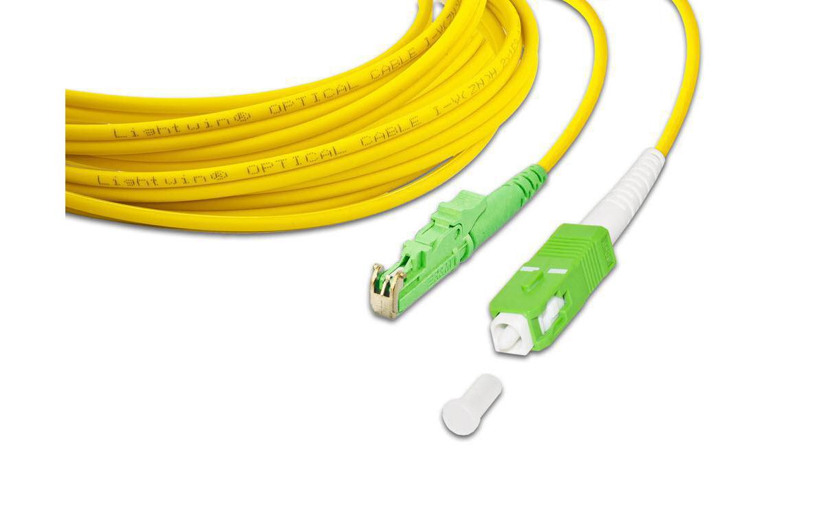LWL-Patchkabel SM E2000/APC – SC/APC, OS2, Simplex, 3 mSinglemode E2000/APC-SC/APC Simplex OS2 3 m