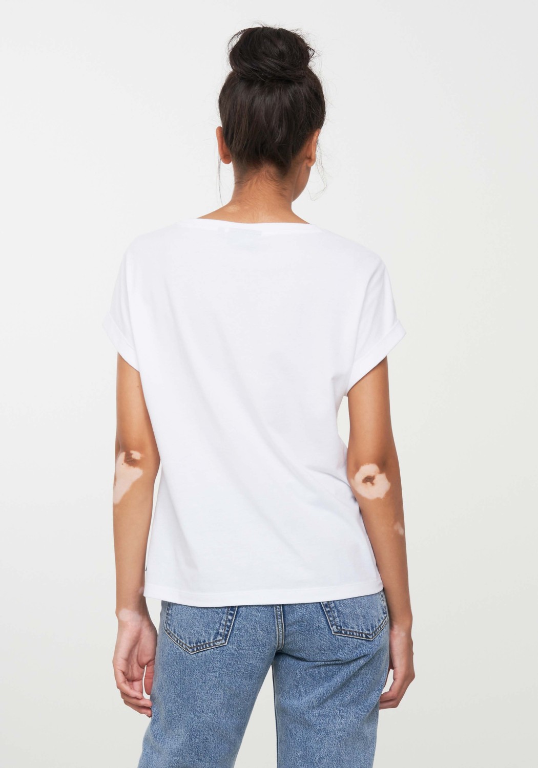 Recolution T-Shirt Cayenne White