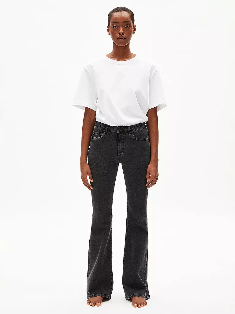 ARMEDANGELS Jeans Flared Fit ANAMAA schwarz