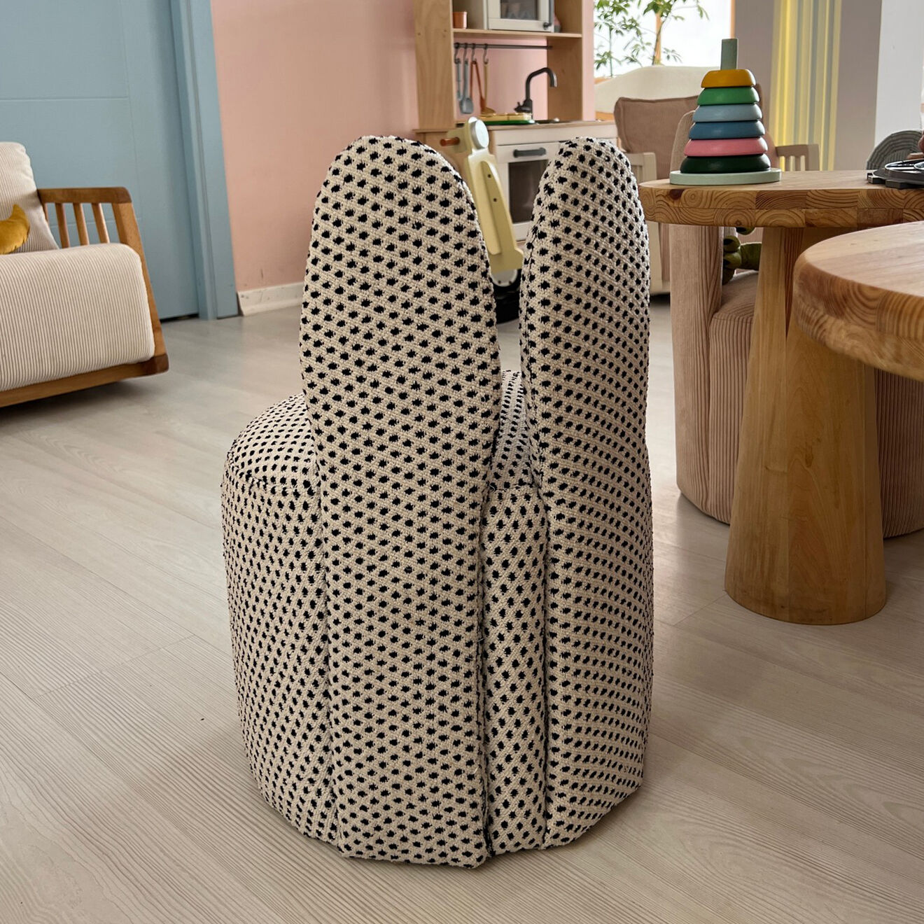 Homitis Pouf Bunny noir/blanc - 39x58x39 cm
