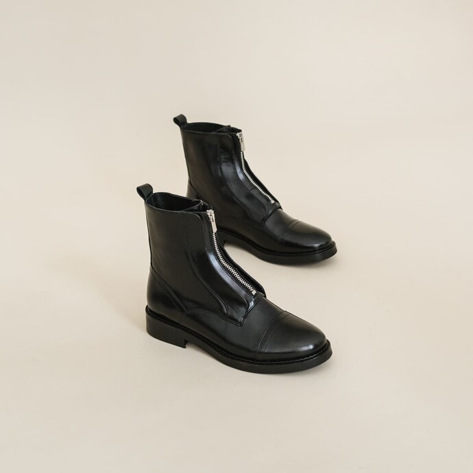 Bottines à fermetures éclair  en cuir noir