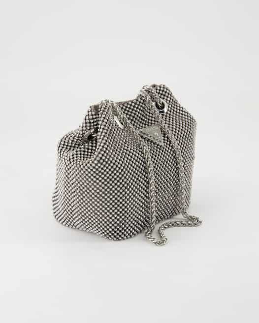Guess Zalina Pouch Handtasche in Silber