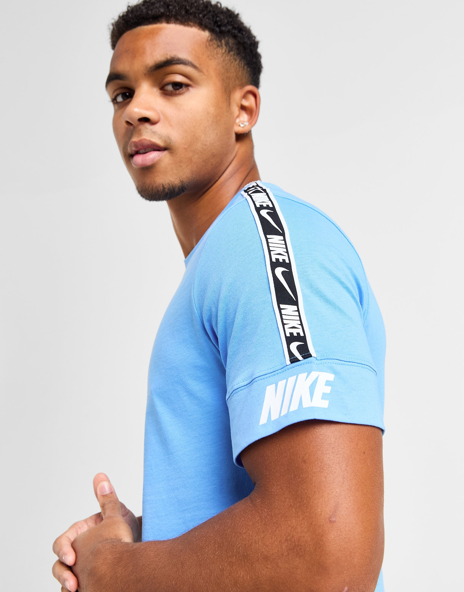 Nike T-shirt Repeat Tape Homme