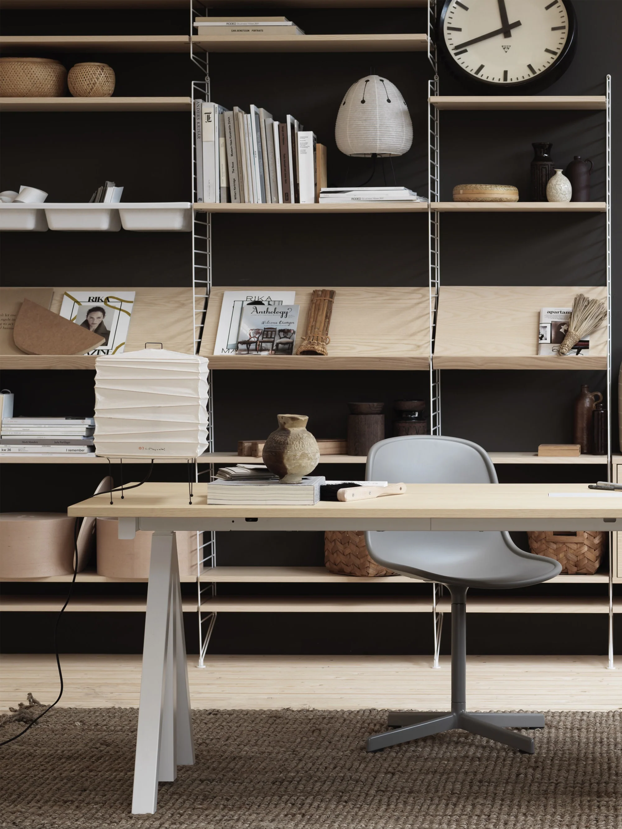 Tijdschriftenplank String System