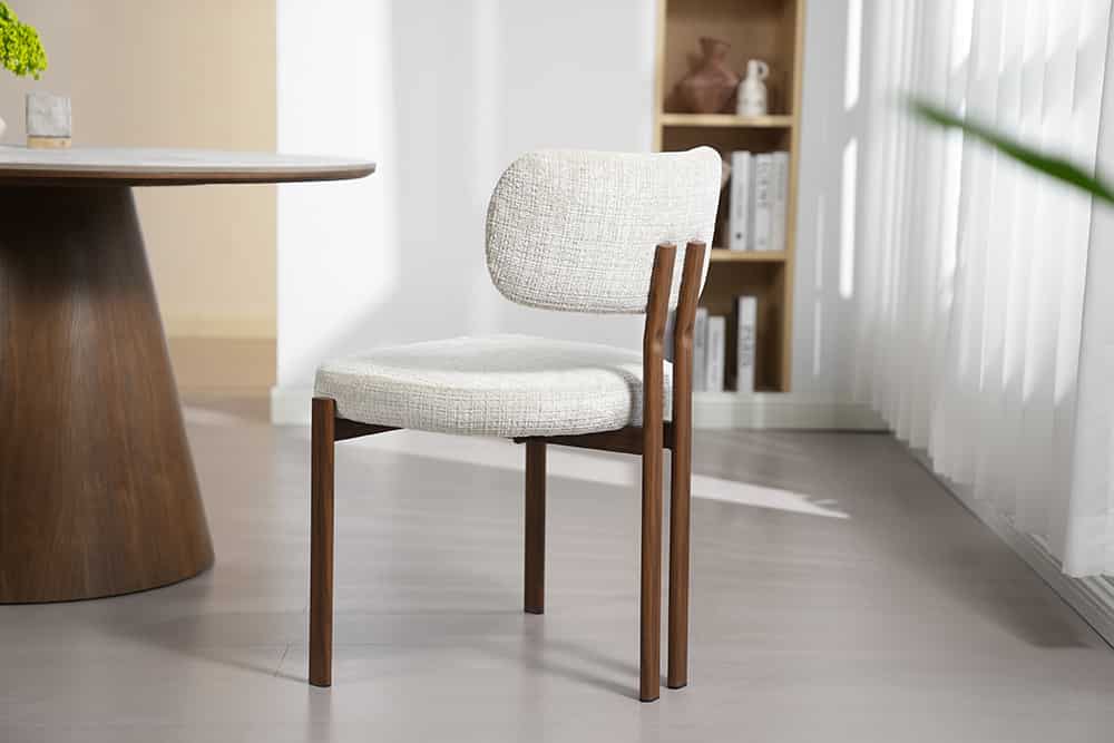 Design Stuhl BELLANO creme beige Chenille Cremona Metallgestell Walnuss